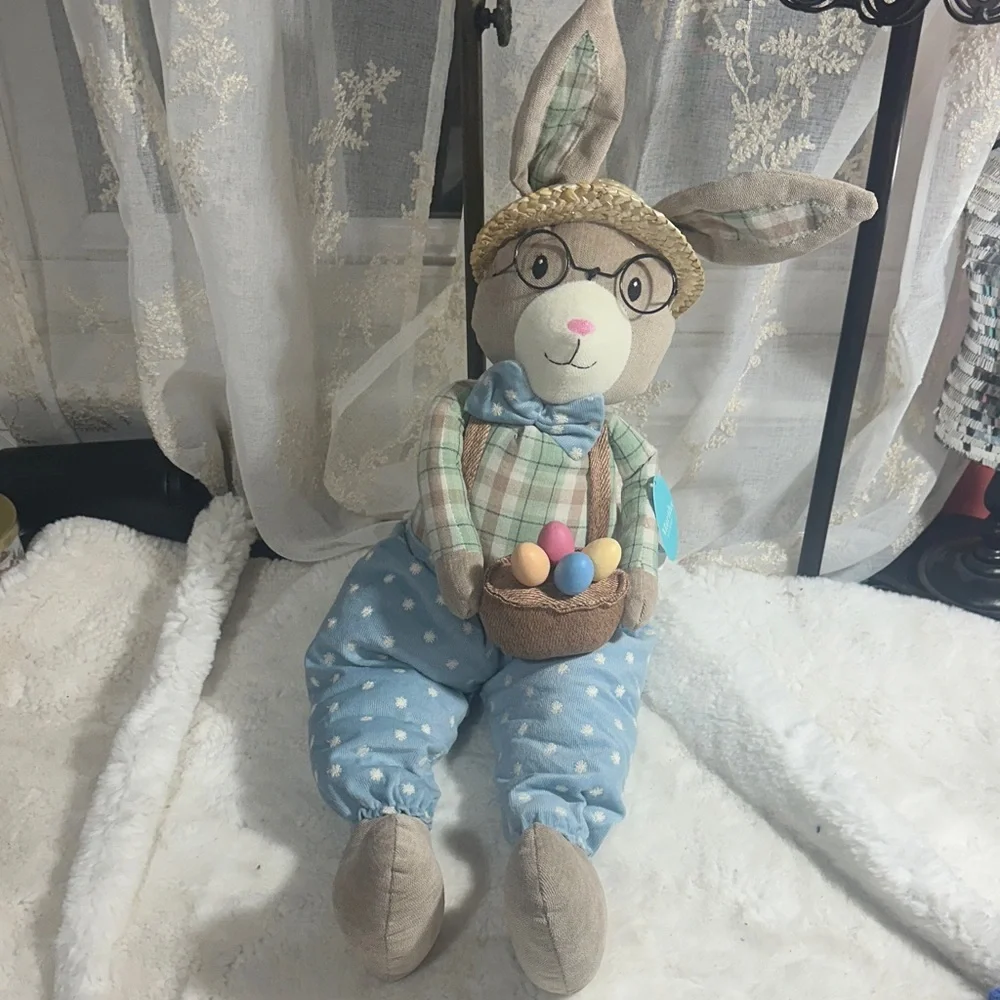 Martha Stewart Easter bunny decor